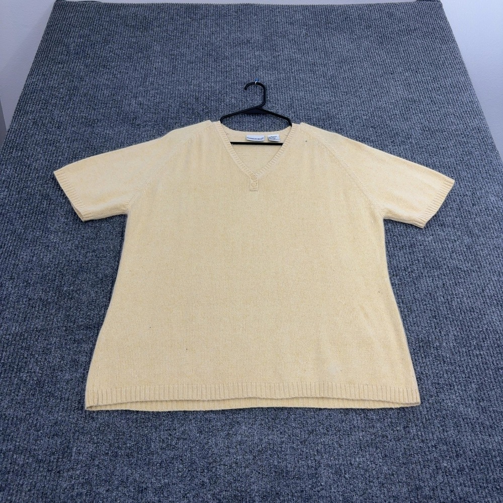 Vintage Fashion Bug Sweater Womens 18/20W Yellow Silk Angora V Neck Short Sleeve